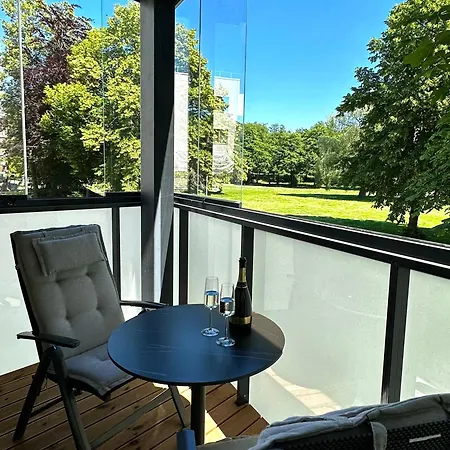 Parkside Lux - 2 Bedrooms Apartment, New Apartament *
