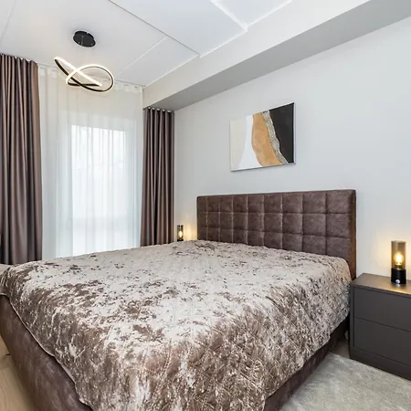 Апартаменты Parkside Lux - 2 Bedrooms Apartment, New