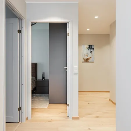 Parkside Lux - 2 Bedrooms Apartment, New Apartman *