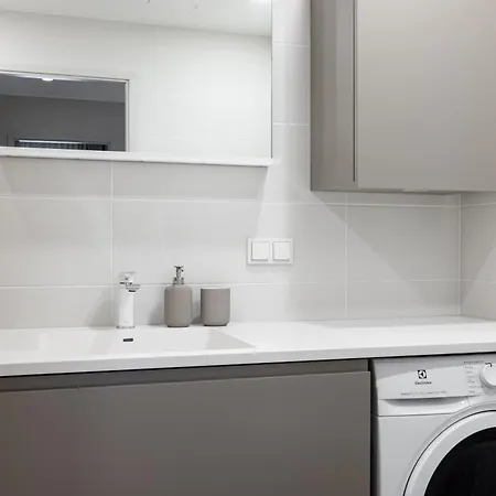 Апартаменты Parkside Lux - 2 Bedrooms Apartment, New