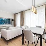 Parkside Lux - 2 Bedrooms Apartment, New Apartamento Talin