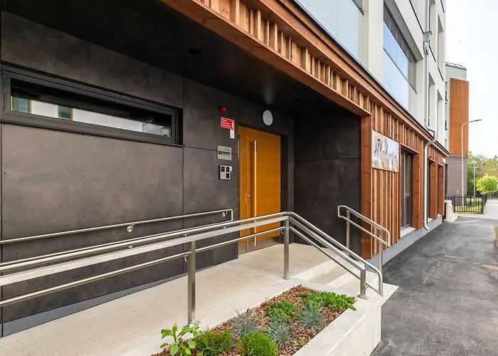 Parkside Lux - 2 Bedrooms Apartment, New