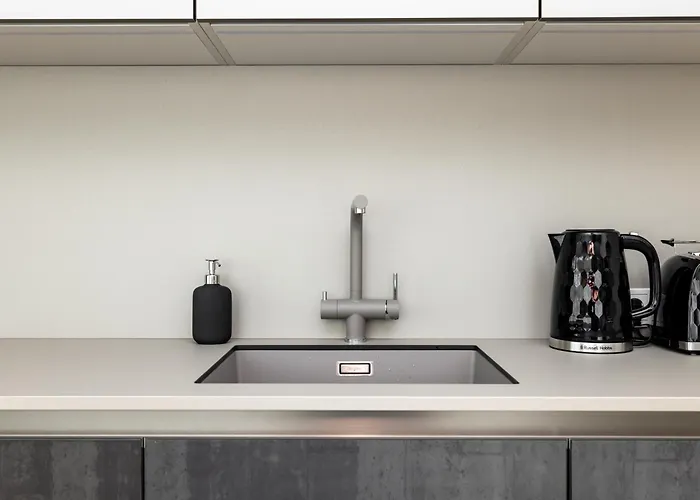 Parkside Lux - 2 Bedrooms Apartment, New Апартаменты