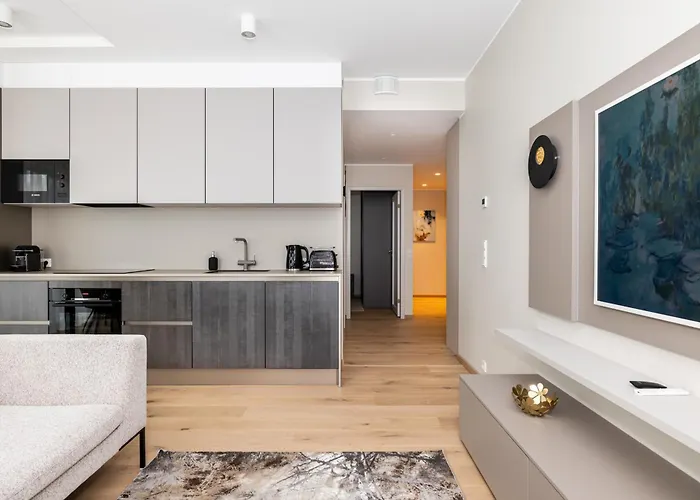 Parkside Lux - 2 Bedrooms Apartment, New *